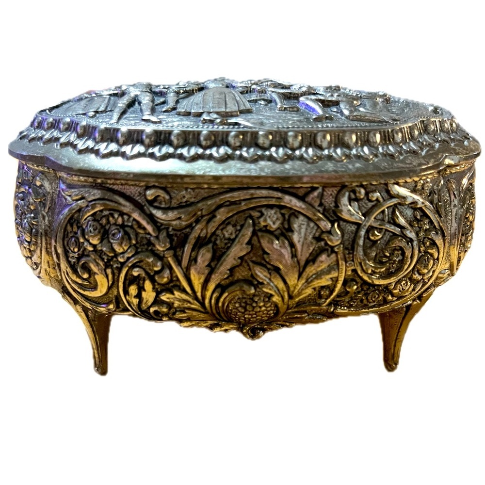 English Pewter Ornate Footed Trinket Box Blind Man's Bluff Scene - Picture 1 of 7